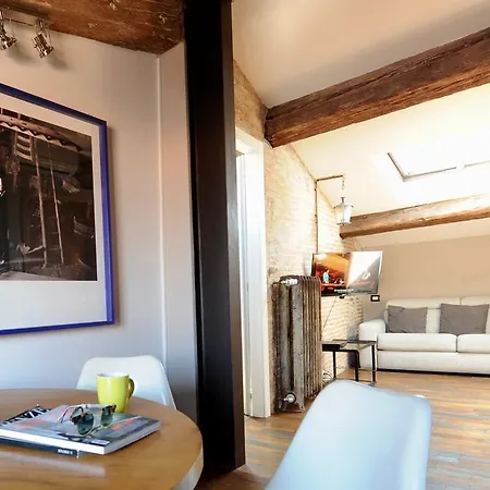 Acacia Cumino-cannella-curry Apartment Florence